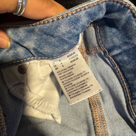 American eagle boot cut flared jeans
Size 0
Brand new didn’t fit! - Picture 4 of 4